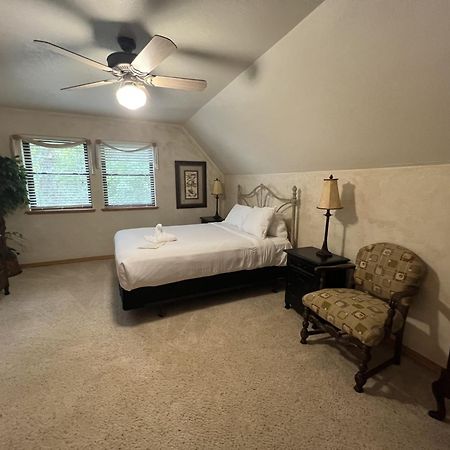 C18, Two Bedroom, Two Bath Log-Sided Loft Harbor North Luxury Loft Cottage With Hot Tub Cottage Mount Ida Exterior photo